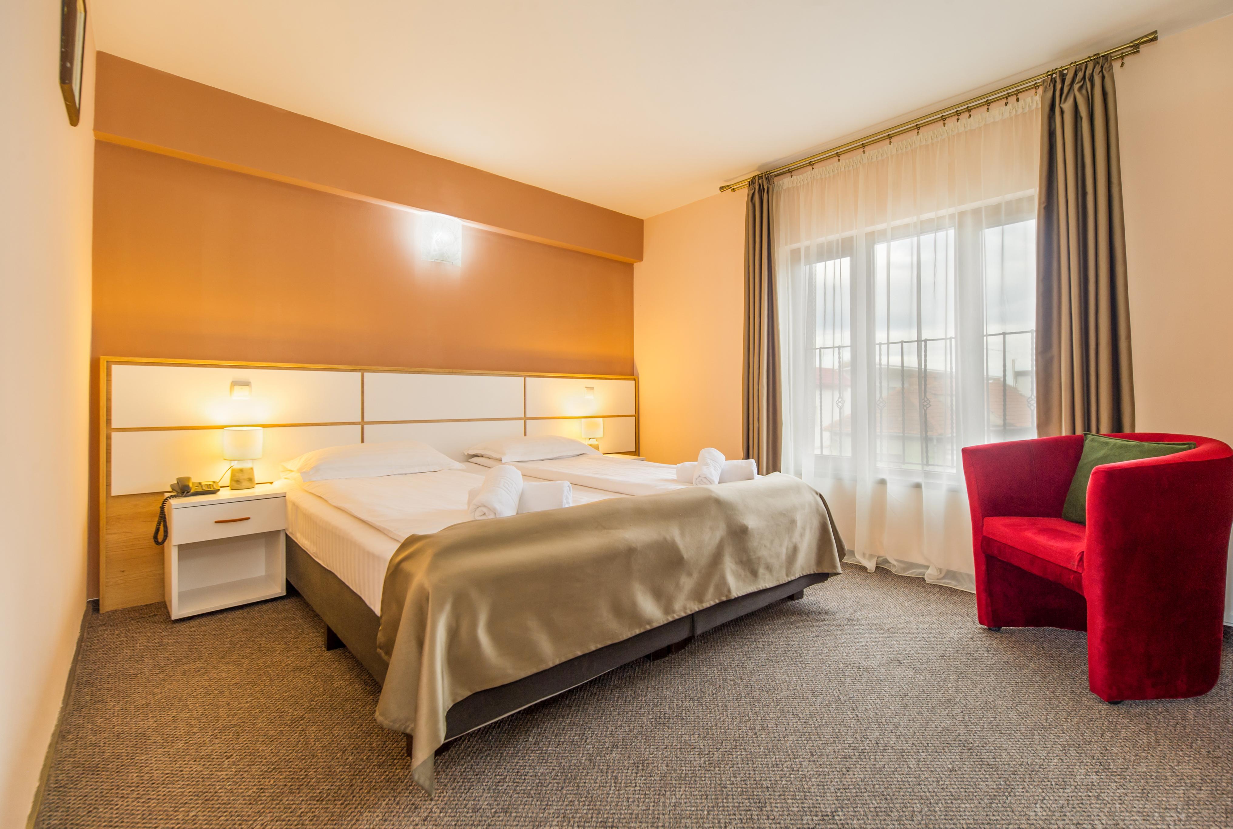 Long Street Hotel Braszów Zewnętrze zdjęcie